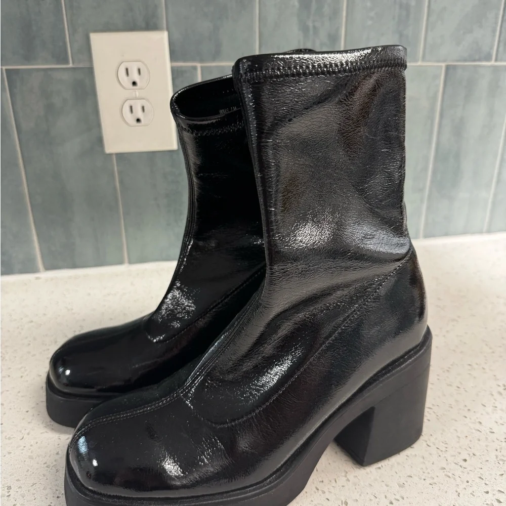 Black Heeled Boots with Chunky Block Heel - Picture 3 of 5